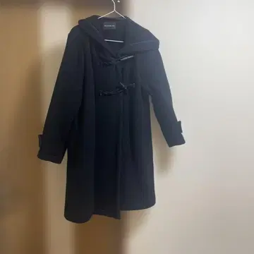 미즈이로 인드 블랙 후드 부착 더플 코트