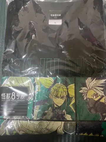 XL 사이즈 괴수 8호전 티셔츠 키 비주얼