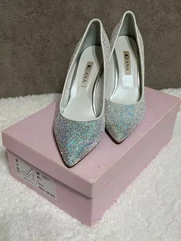 다이애나 글리터 펌프스 23.5cm