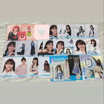 야마시타 하루카 굿즈 묶음 판매 브로마이드 아크릴 스탠드 캔뱃지 엽서
