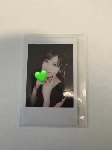 FRUITSZIPPER 사쿠라이 유이 마나카 마나 생일 기념 폴라로이드