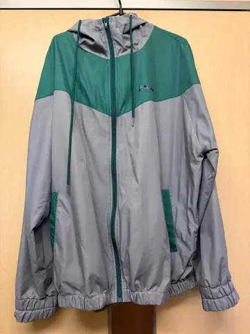 HAPPY BABY CLUB 후드 부착 자켓