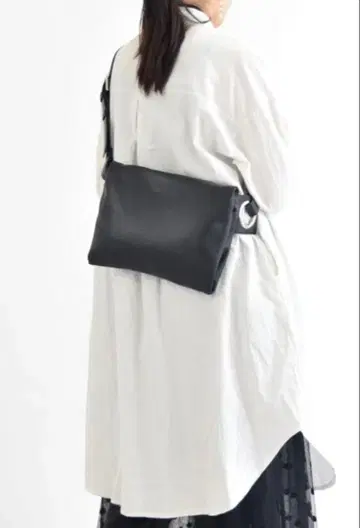 kawa-kawa 블랙 바디백