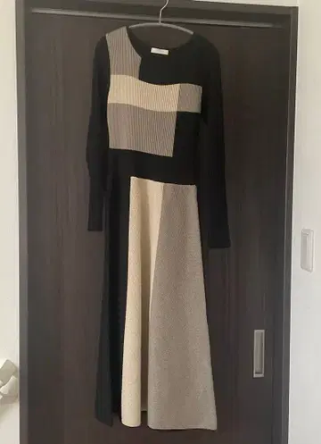 armoire de luxe 니트 원피스 일본제