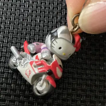 헬로키티 바이크 스윙 키링 레어 희귀 레트로