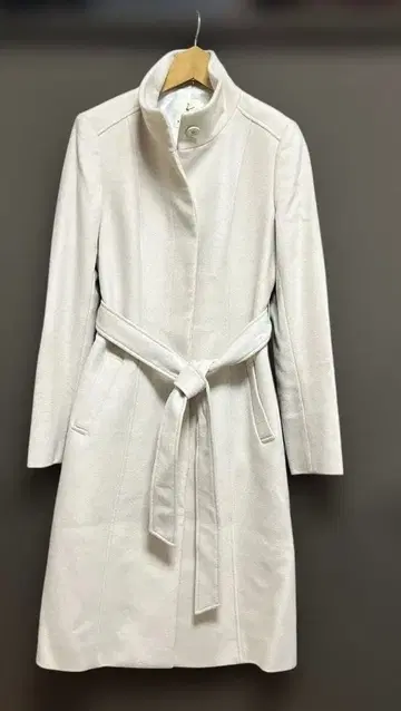 KUMIKYOKU 화이트 롱 코트 사이즈 3