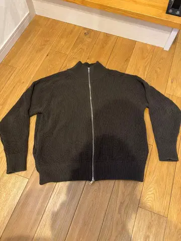 유나이티드 도쿄 울 리브 드라이버 니트 2