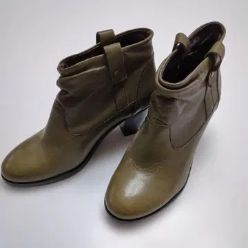 LIMITED EDITION 새상품급 천연 가죽 카키색 부티, 부츠 35