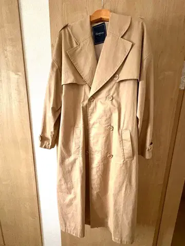 Unrelaxing 베이지 트렌치코트