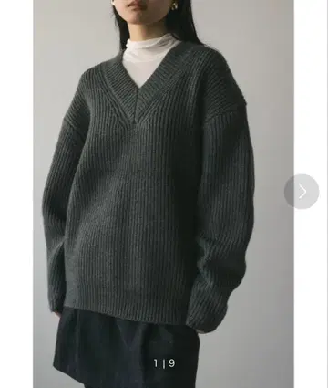 STYLEMIXER 숄더 패드 V넥 니트