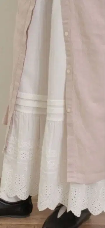 SM2 사만사 모스모스 컷 절개 속바지 화이트 밑단 레이스 팬츠