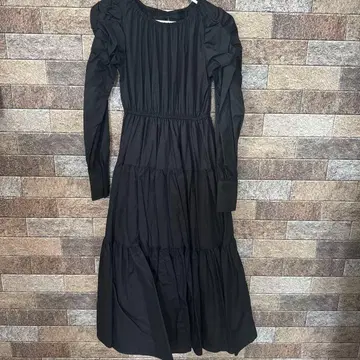 GRL 블랙 티어드 원피스