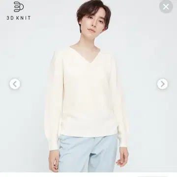 UNIQLO 3D 코튼 V넥 스웨터 S 화이트