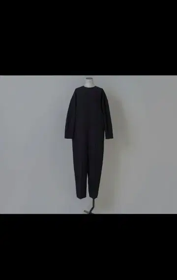 LOHEN 로헨 롱 슬리브 올인원