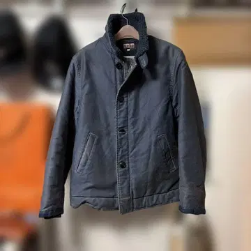 BLUE BLUE 할리우드 런치 마켓 초기 저먼 크로스 데크