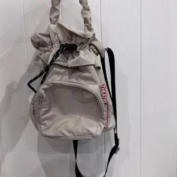 THEATRE PRODUCTS 베이지 숄더백