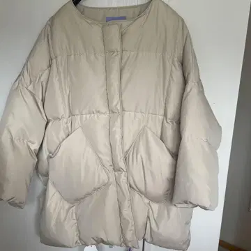 weegs 베이지 다운 자켓 금기