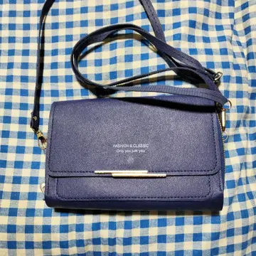 네이비 숄더백 클래식 스타일