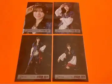 오다쿠라 레이나 사쿠라자카46 파이리츠 의상 랜덤 브로마이드 4종 컴프