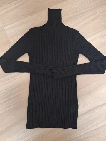 아뉴앙스 캐시미어 100 시어 터틀넥 풀오버