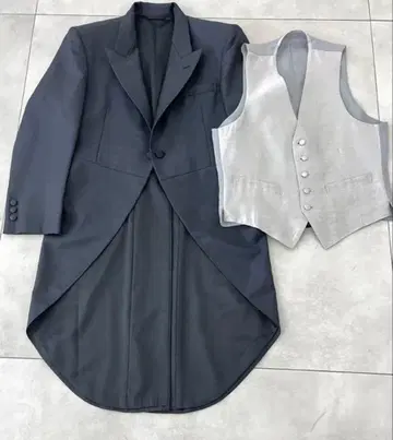 모닝 다크 그레이 베스트 포함