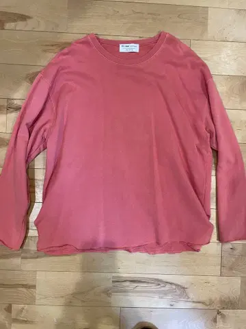 저널 스탠다드 RELUME 코랄 핑크 오버 사이즈 맨투맨