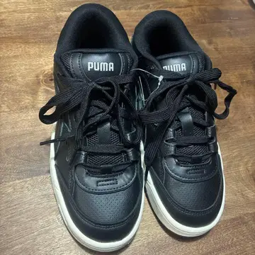 새상품 PUMA 푸마 가죽 스니커즈 스케이트보드 26cm