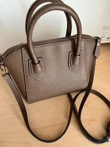 HAYNI 브라운 가죽 핸드백