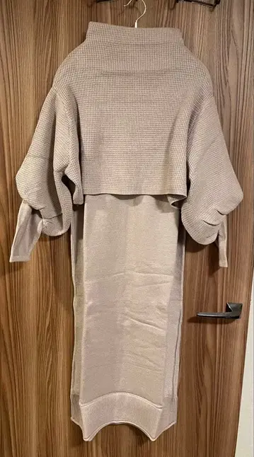 [ 미사용 새상품 ] loaf 긴팔 롱 니트 원피스 & 풀오버 셋업