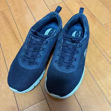 SKECHERS 네이비 스니커즈 아치핏 24.5
