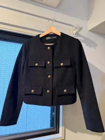 ZARA 노카라 크롭 블레이저