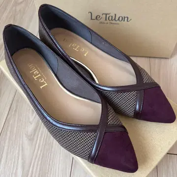 [ 새상품급 ] 르탈론 크로스 라인 플랫 펌프스 브라운 22.5 신발