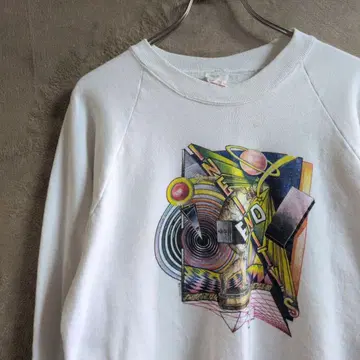 80년대 아트 맨투맨 크레이지 빈티지 미국제