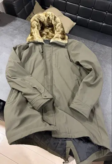 피쉬테일 퀼팅 자켓