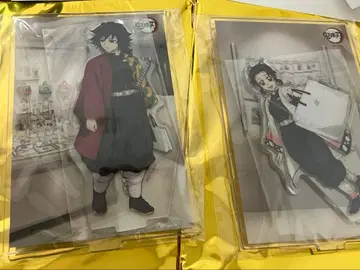 귀멸의 칼날 다이닝 배경 포함 아크릴 스탠드 토미오카 기유 코쵸우 시노부