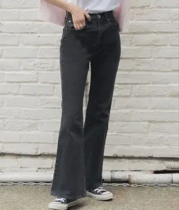 levi's 70s high flare 25