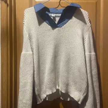 레이어드 스타일 V넥 니트 긴팔 화이트