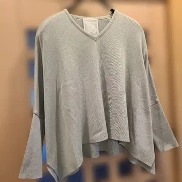 비어즐리 V넥 코튼 BIG 숏 니트