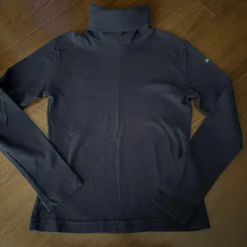 루미놀 터틀 티셔츠