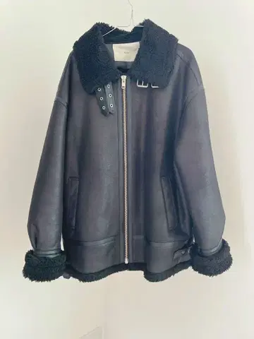 MUSE Deuxieme Classe 무스탕 코트