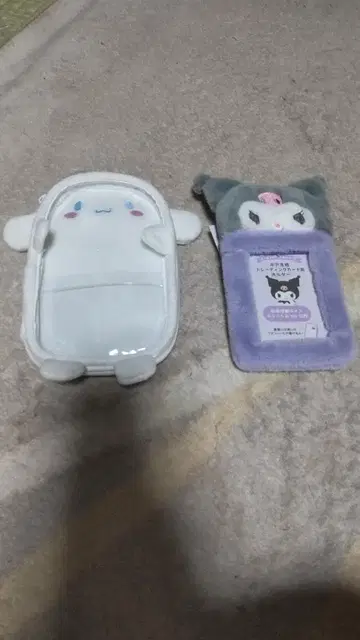 산리오 아크릴 스탠드 케이스, 카드 홀더