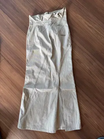 베이지 타이트 스커트 슬릿 prank project