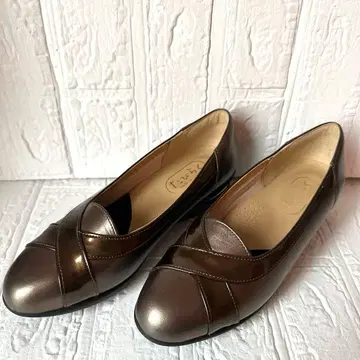 미사용 [타비라쿠] 컴포트 외반모지 폭넓음 23cm 4E 가죽 브론즈