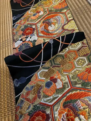 블랙 베이스 니시진 비단 후쿠로 오비 순수 실크