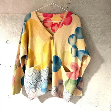 미사용 natural mist class 멀티 컬러 도트 가디건 M