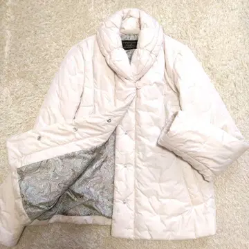 레리안 퀼팅 다운 자켓 페이즐리 안감 아이보리 L