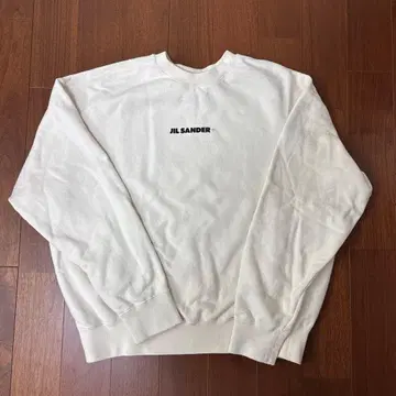 질샌더 트레이닝복