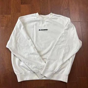 질샌더 트레이닝복