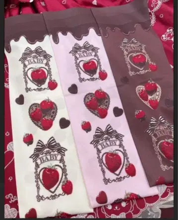 베이비더스타즈 샤인브라이트 양말 딸기