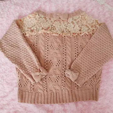 리즈리사 핑크 니트 스웨터 레이스 절개